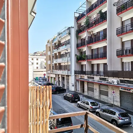 Casa Mongelli バーリ