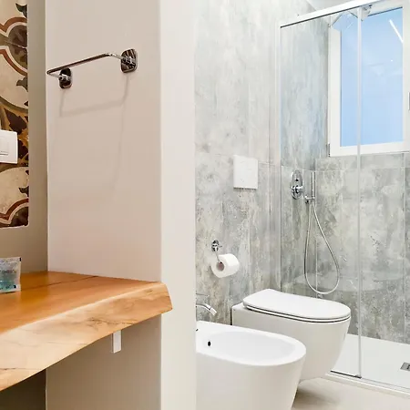 Casa Mongelli * باري