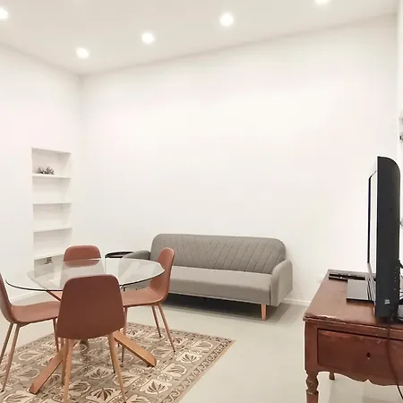 Casa Mongelli باري